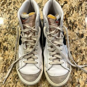 Nike Blazers Size 8